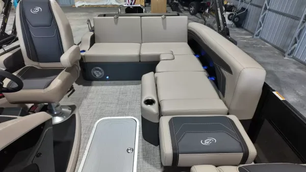 2027 Barletta Cabrio 22U-68