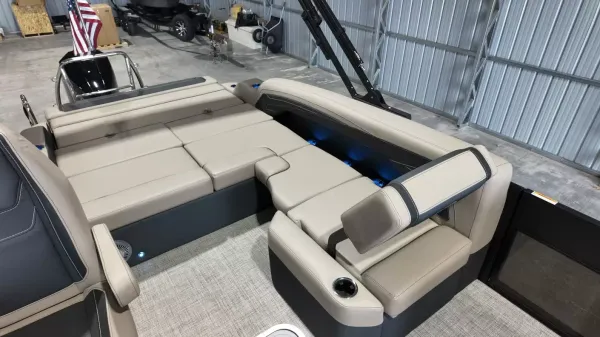 2027 Barletta Cabrio 22U-66
