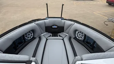 2027 Centurion RI245-14