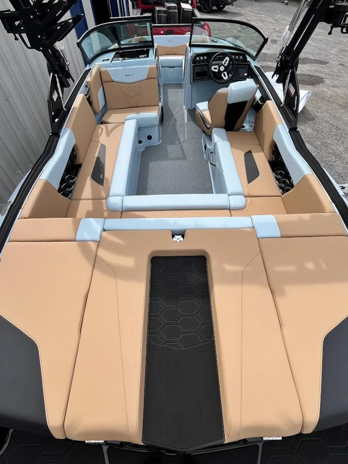 dummy-boat-img