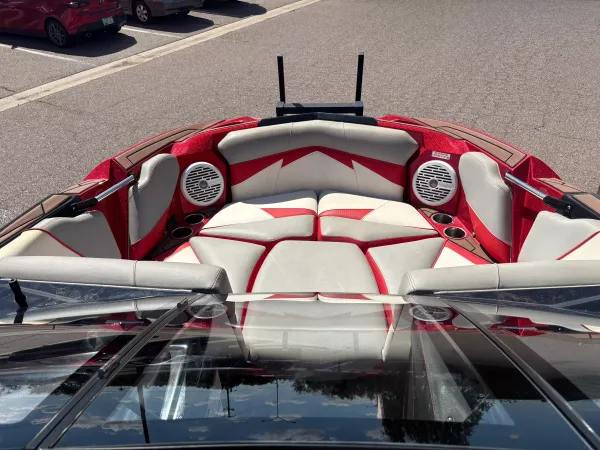 boat-detail-slider-thumb-7