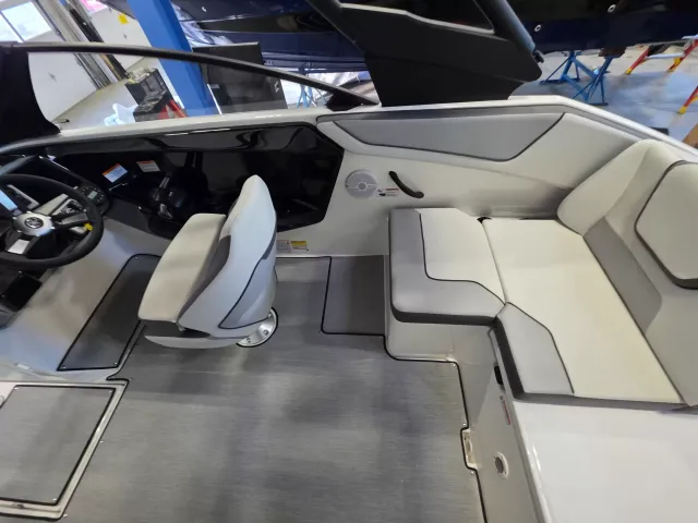 Boat Thumbnail 8