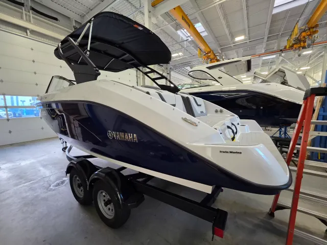Boat Thumbnail 4