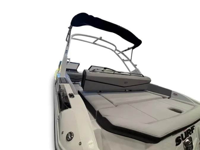 2027 Cobalt R4 Surf
