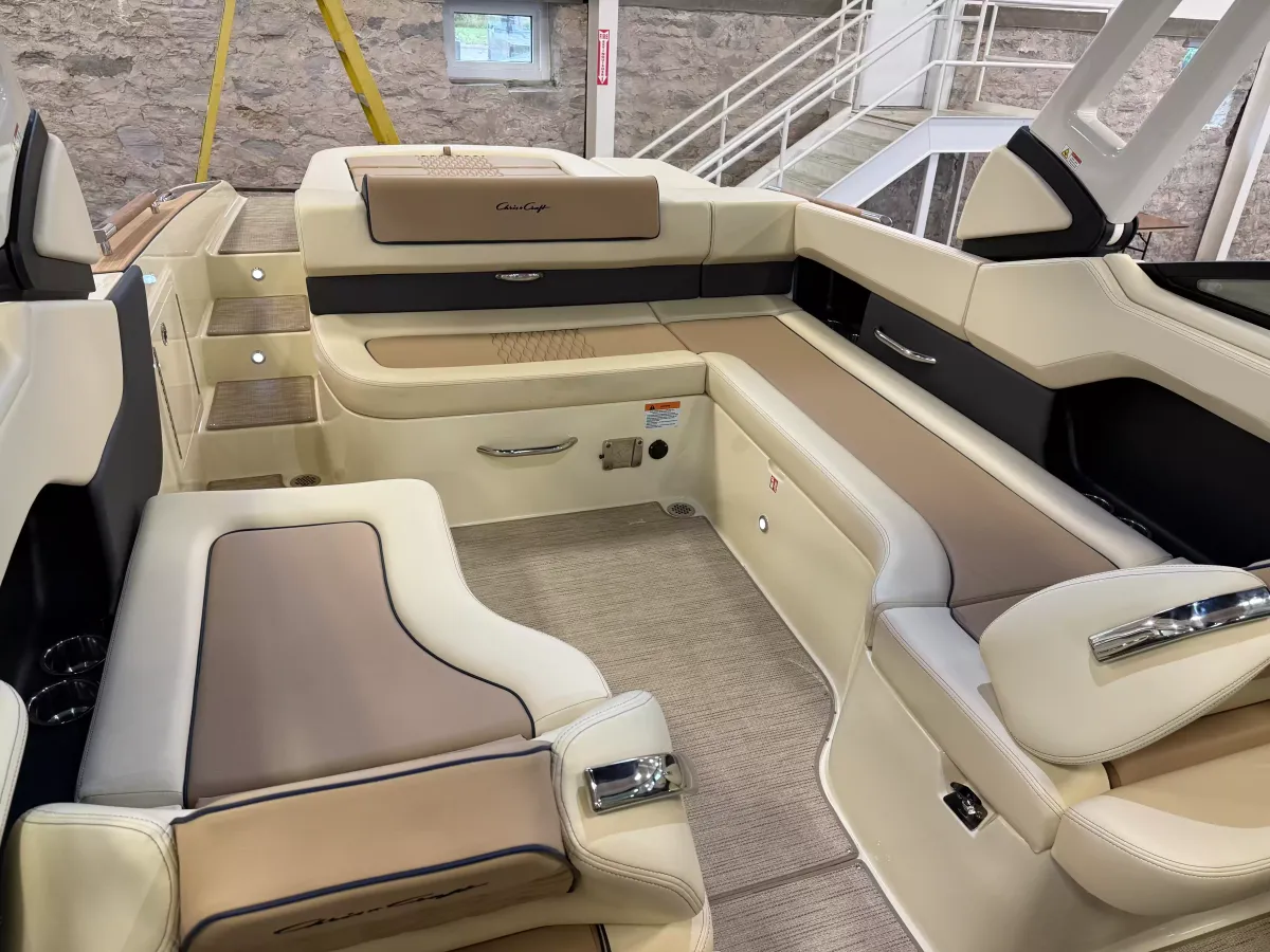 dummy-boat-img