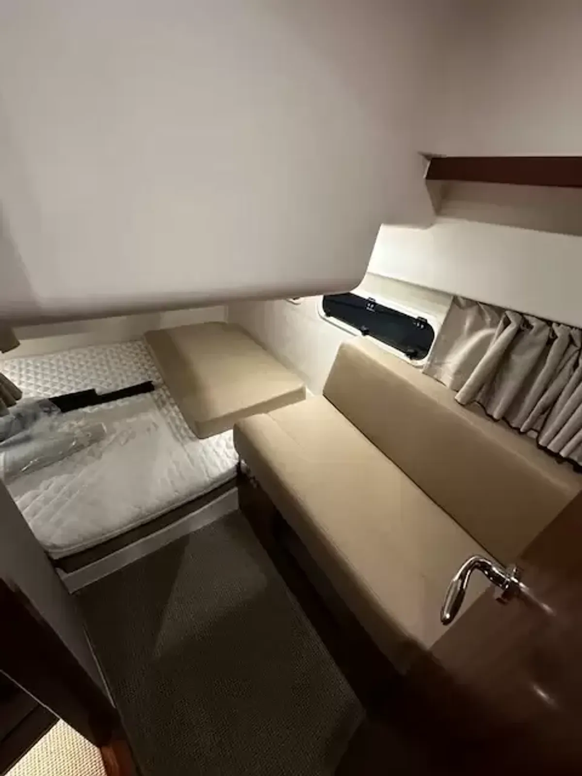 dummy-boat-img