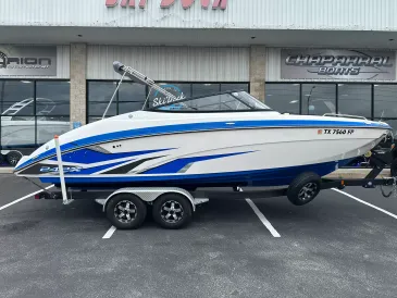2020 Yamaha 242X-1