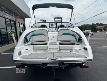 2020 Yamaha 242X-4