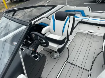 2020 Yamaha 242X-14