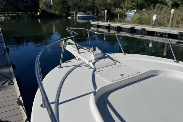 1993 Dusky 256 FC detail image 18