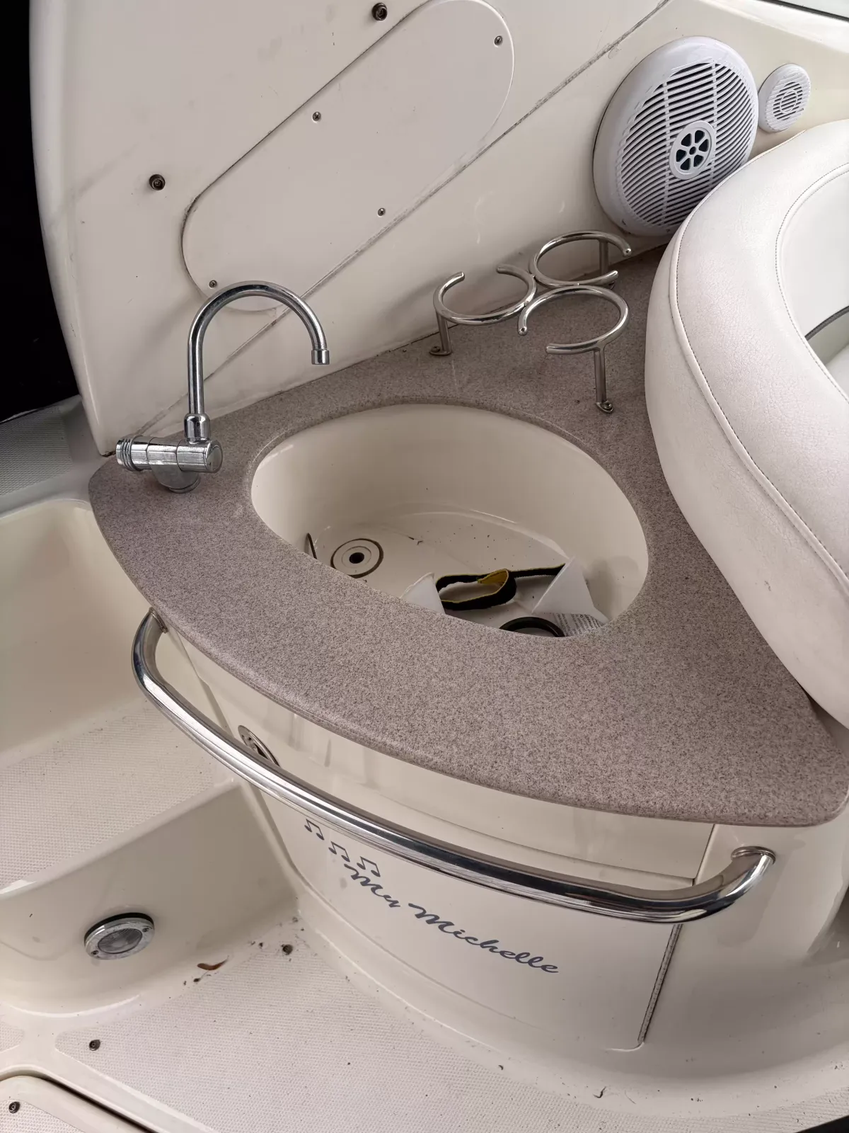 dummy-boat-img