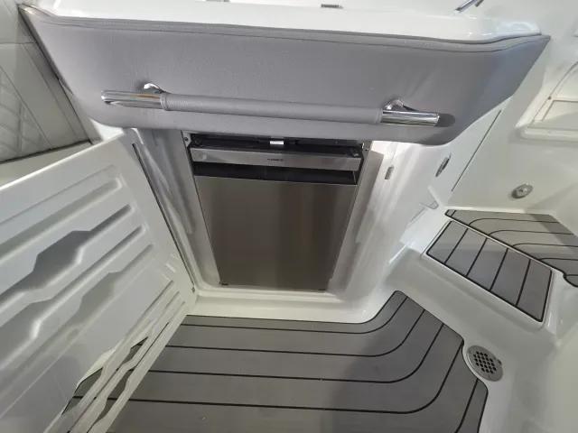 Boat Thumbnail 14