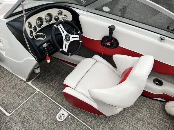 Boat Thumbnail 6