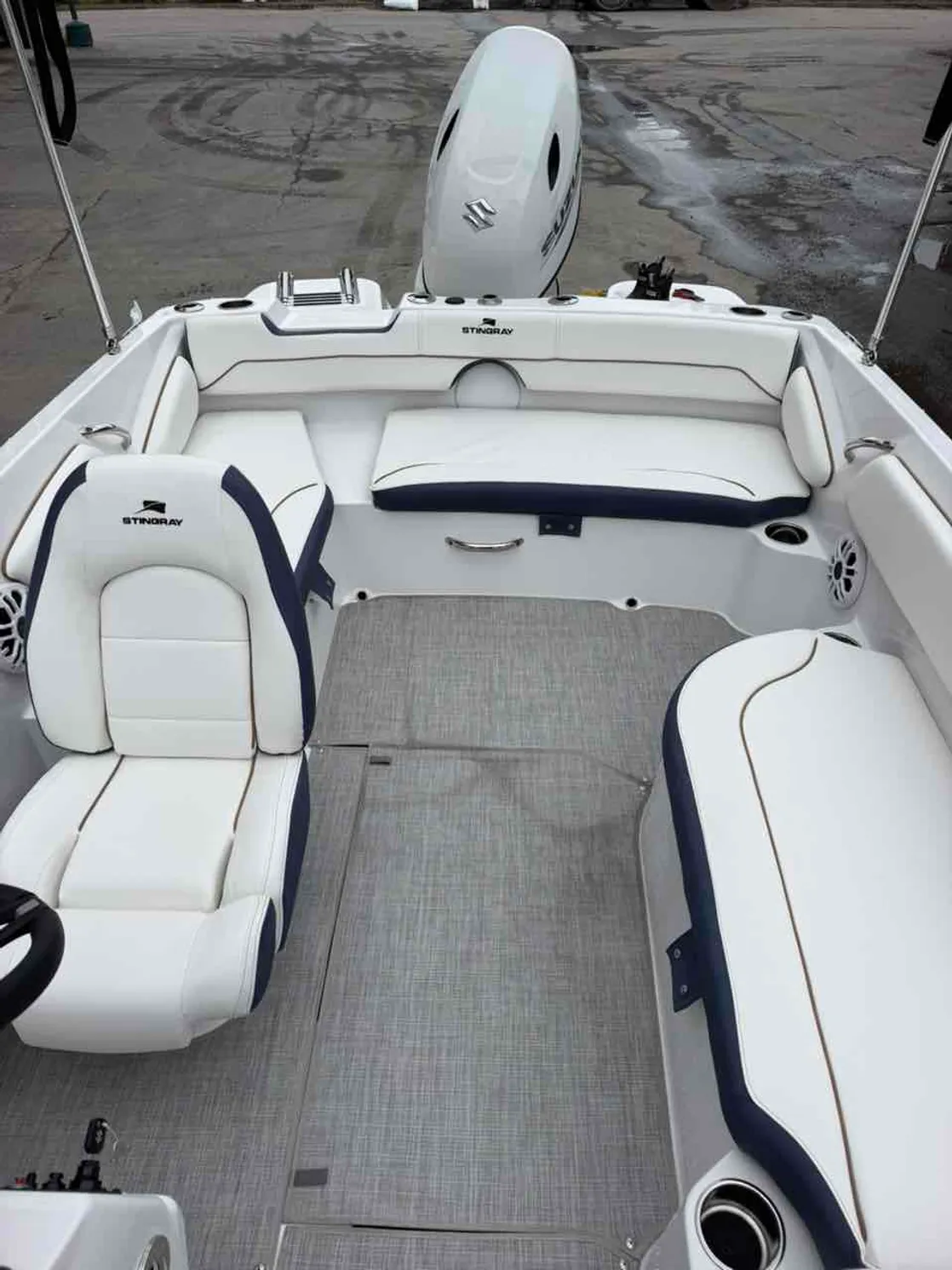 dummy-boat-img