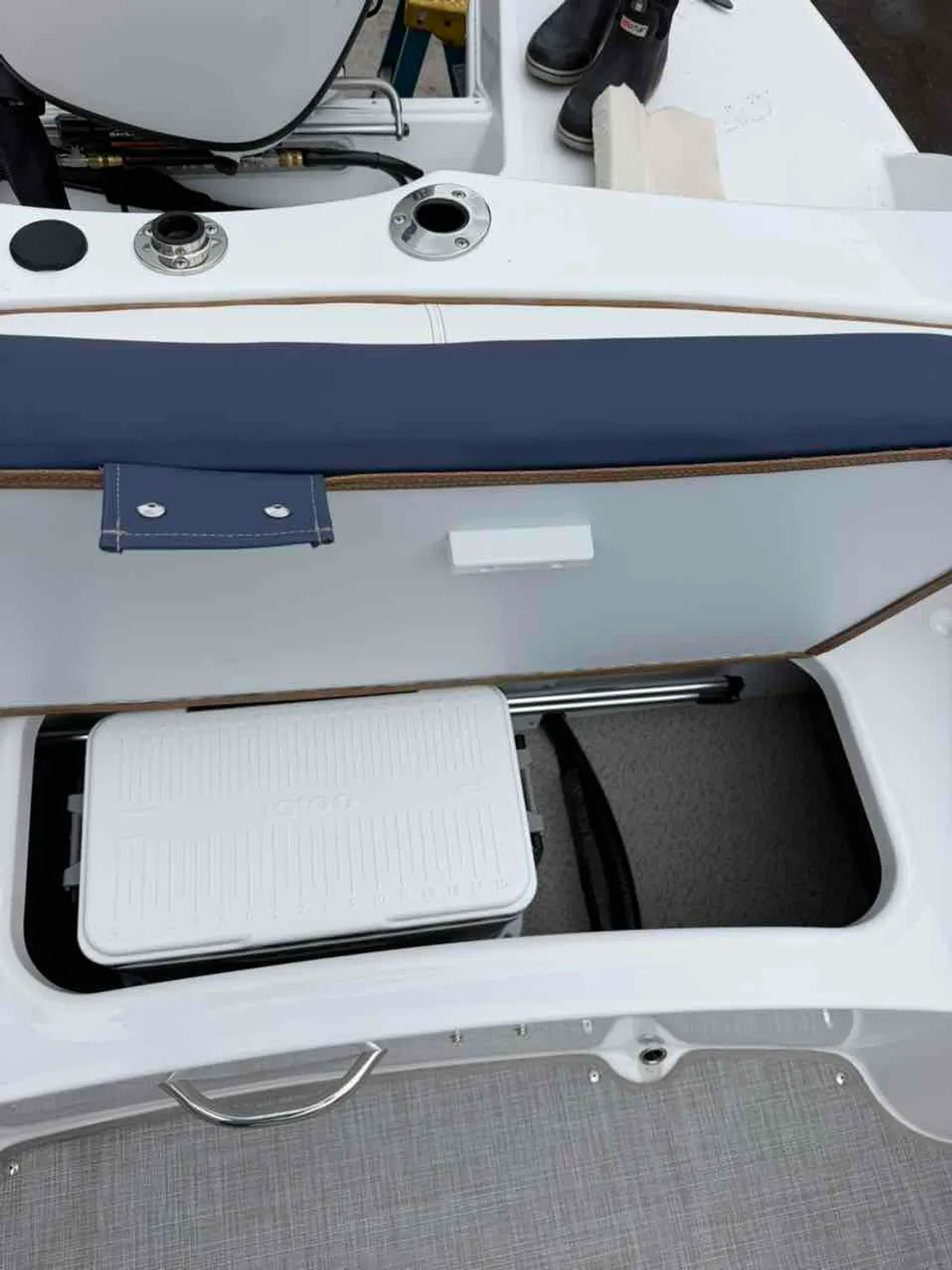 dummy-boat-img