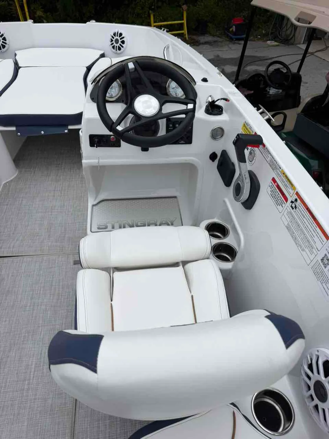 dummy-boat-img