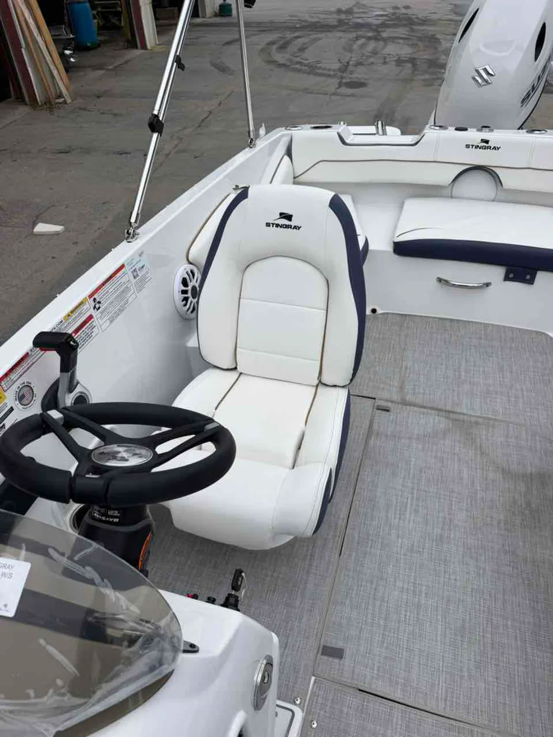 dummy-boat-img