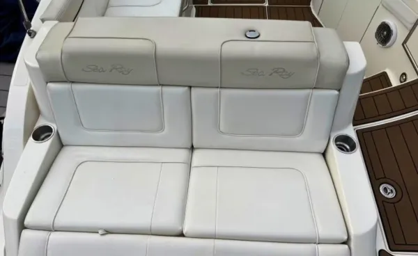 2013 Searay 260 SUNDECK detail image 9