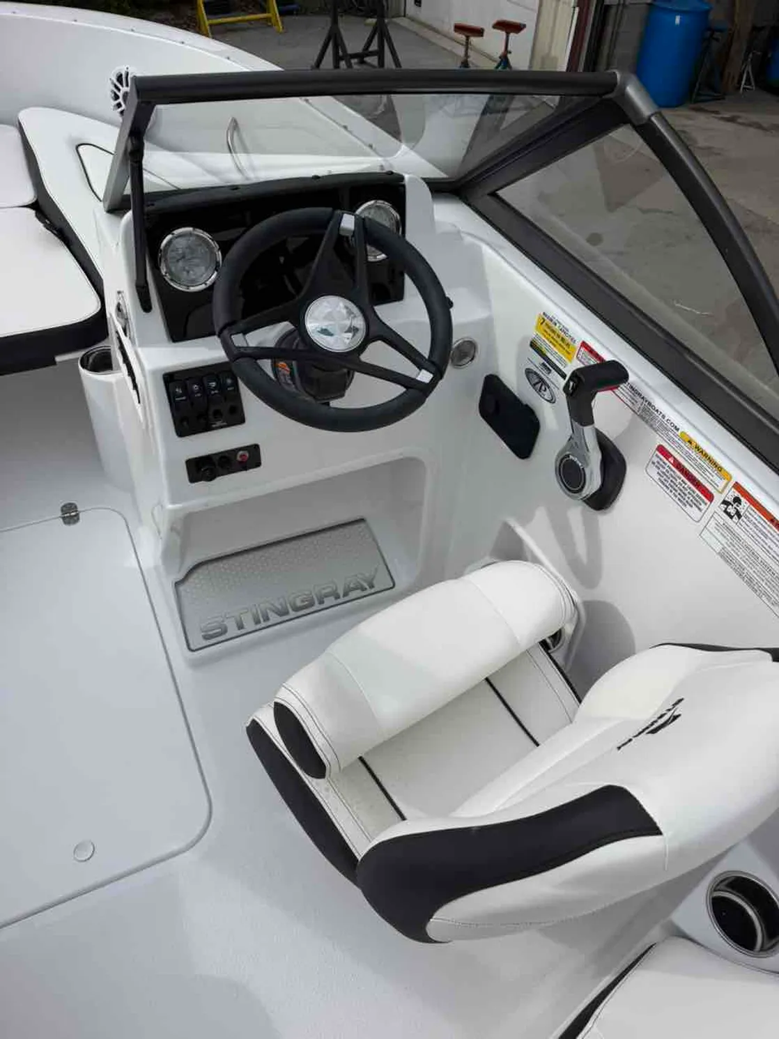 dummy-boat-img