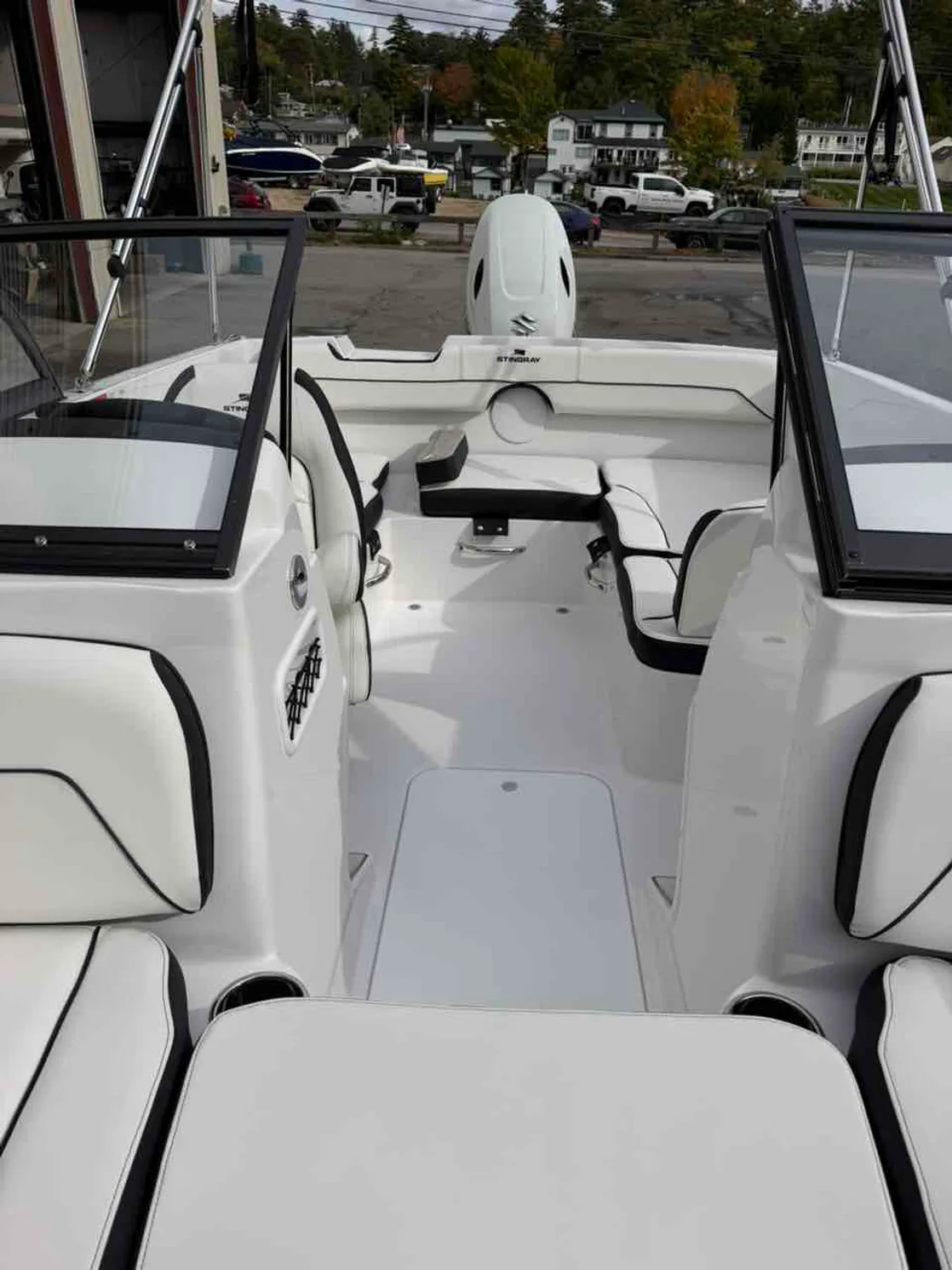 dummy-boat-img