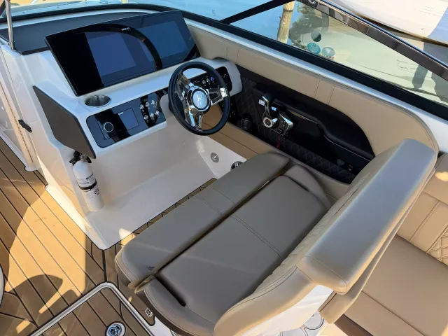 Boat Thumbnail 9