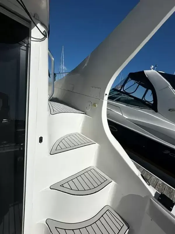 Carver 36 Mariner 2008-23