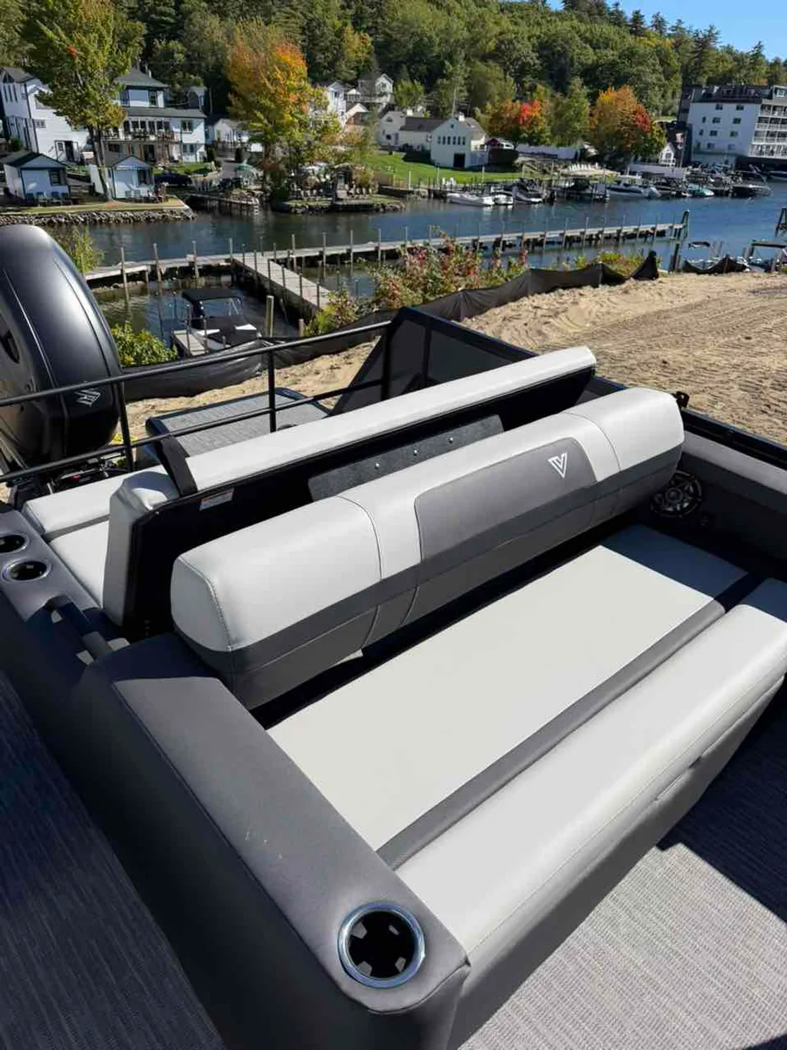 dummy-boat-img