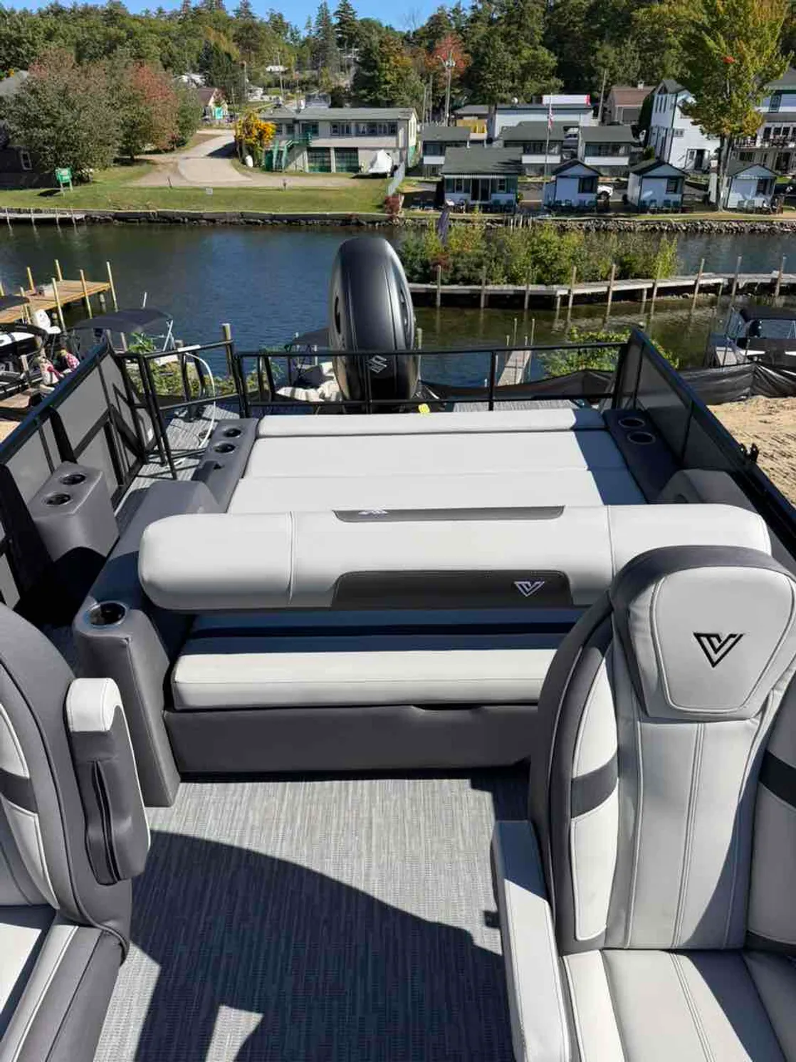 dummy-boat-img