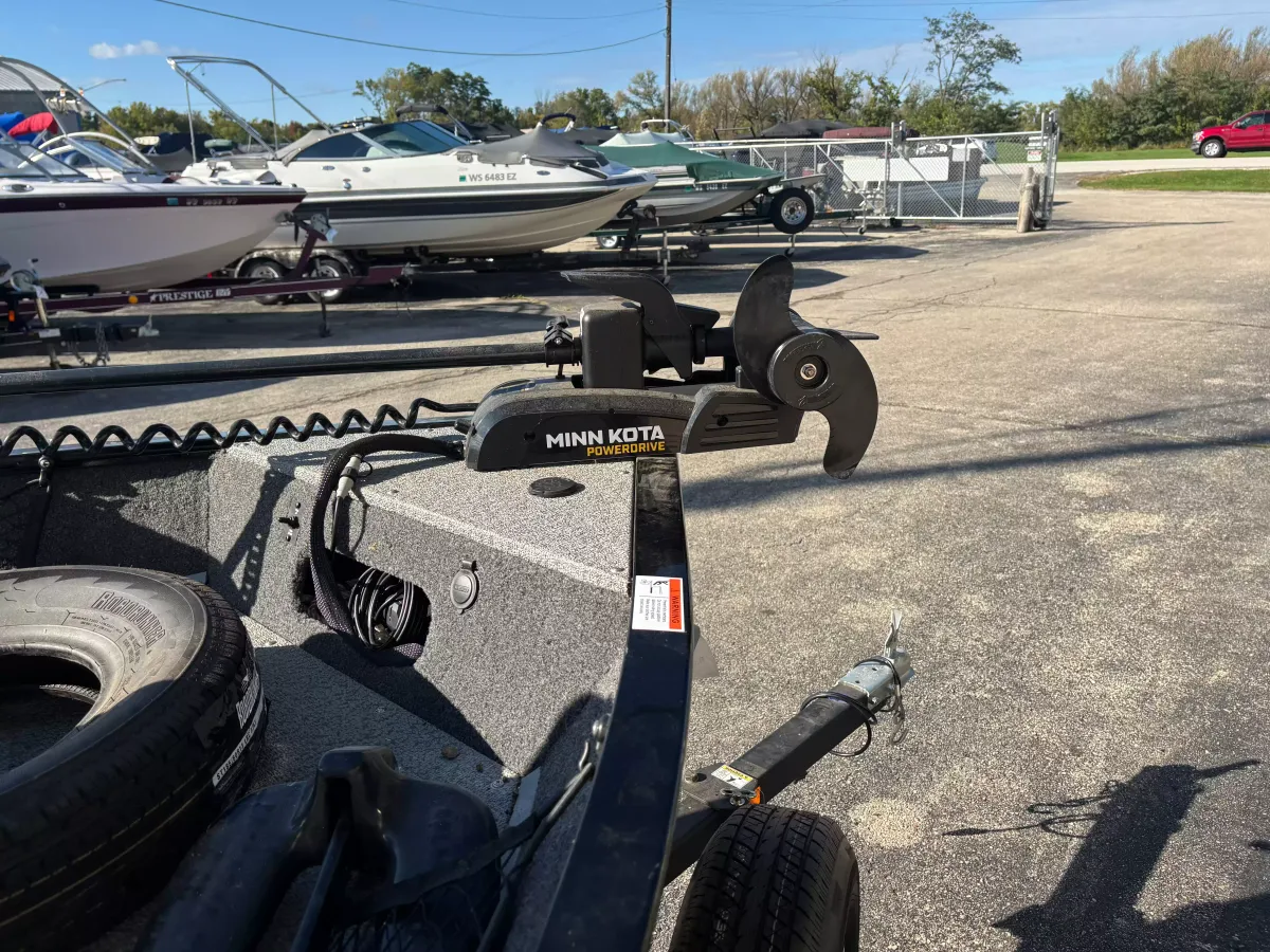 dummy-boat-img
