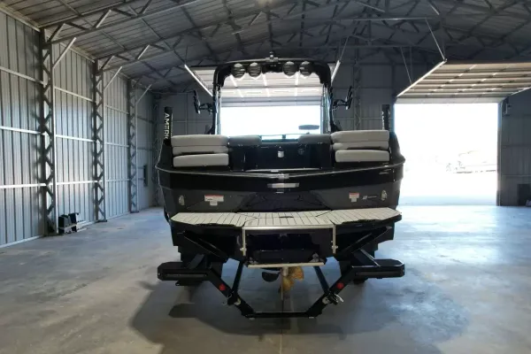 2027 Mastercraft XT24-5