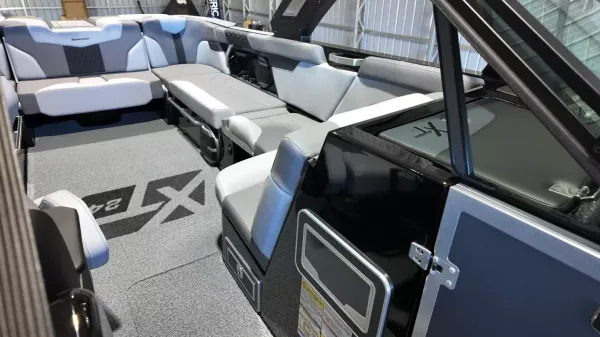 2027 Mastercraft XT24-34
