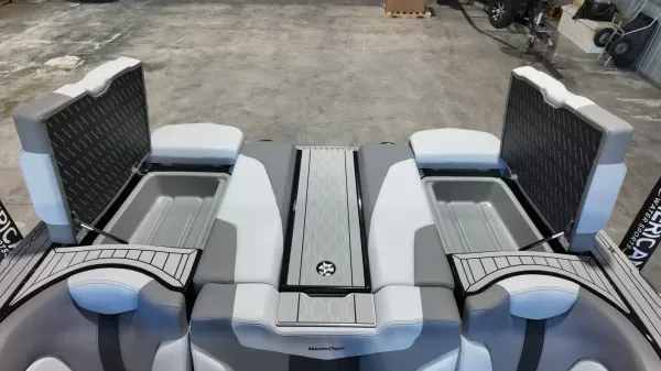 2027 Mastercraft XT24-67