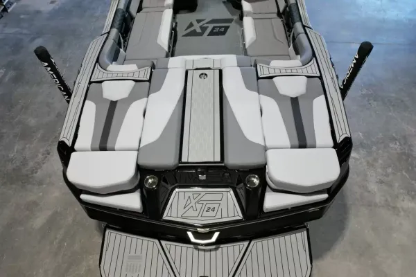 2027 Mastercraft XT24-65