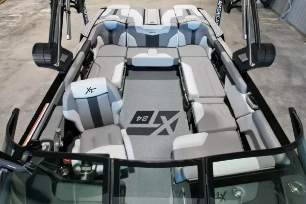 2027 Mastercraft XT24-59