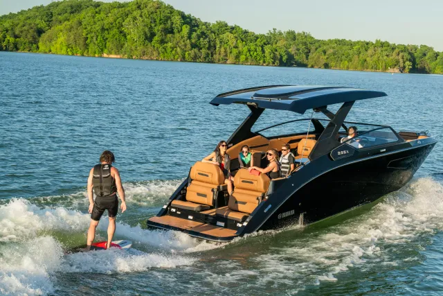 Boat Thumbnail 6