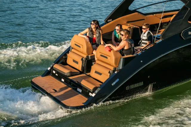 Boat Thumbnail 7