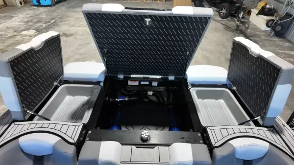 2027 Mastercraft XT24-69