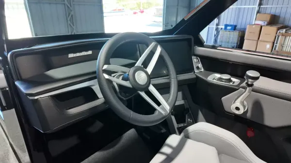 2027 Mastercraft XT24-27