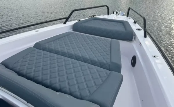 2022 Axopar BRABUS 37 XC CROSS CABIN detail image 23