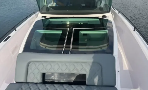 2022 Axopar BRABUS 37 XC CROSS CABIN detail image 27