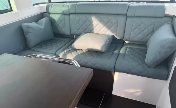 2022 Axopar BRABUS 37 XC CROSS CABIN detail image 30