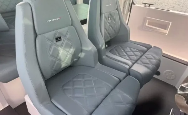 2022 Axopar BRABUS 37 XC CROSS CABIN detail image 35