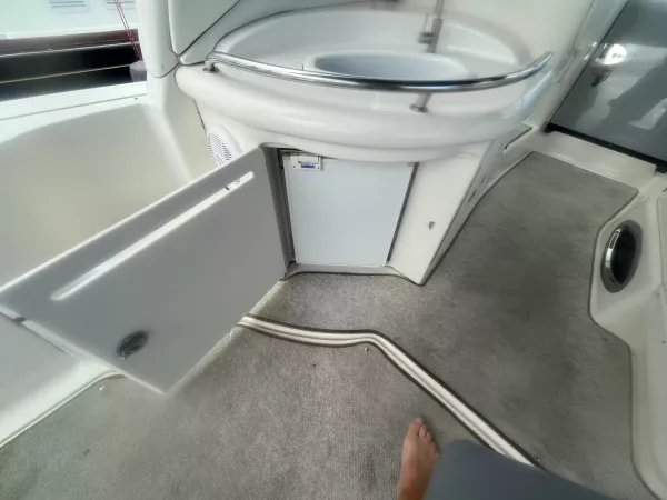 2004 Sea Ray 340 SUNDANCER detail image 9