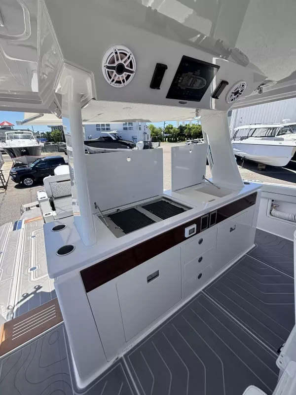 2026 Regal 43 SAV ULTIMATE detail image 35