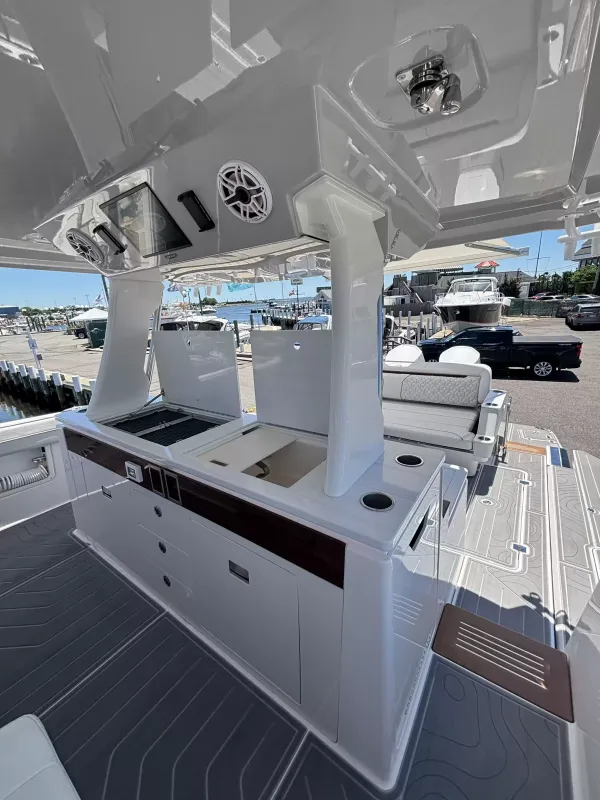 2026 Regal 43 SAV ULTIMATE detail image 36