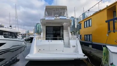 Pre-Owned 2016 Carver C40 for Sale | Vancouver, BC | M&P Yacht Centre | 6ab445420685f147260b78bf