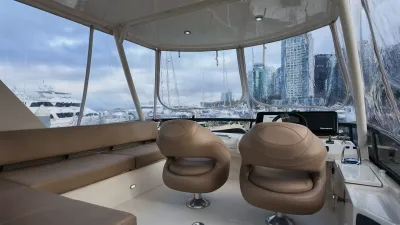 Pre-Owned 2016 Carver C40 for Sale | Vancouver, BC | M&P Yacht Centre | 6ab445420685f147260b78bf