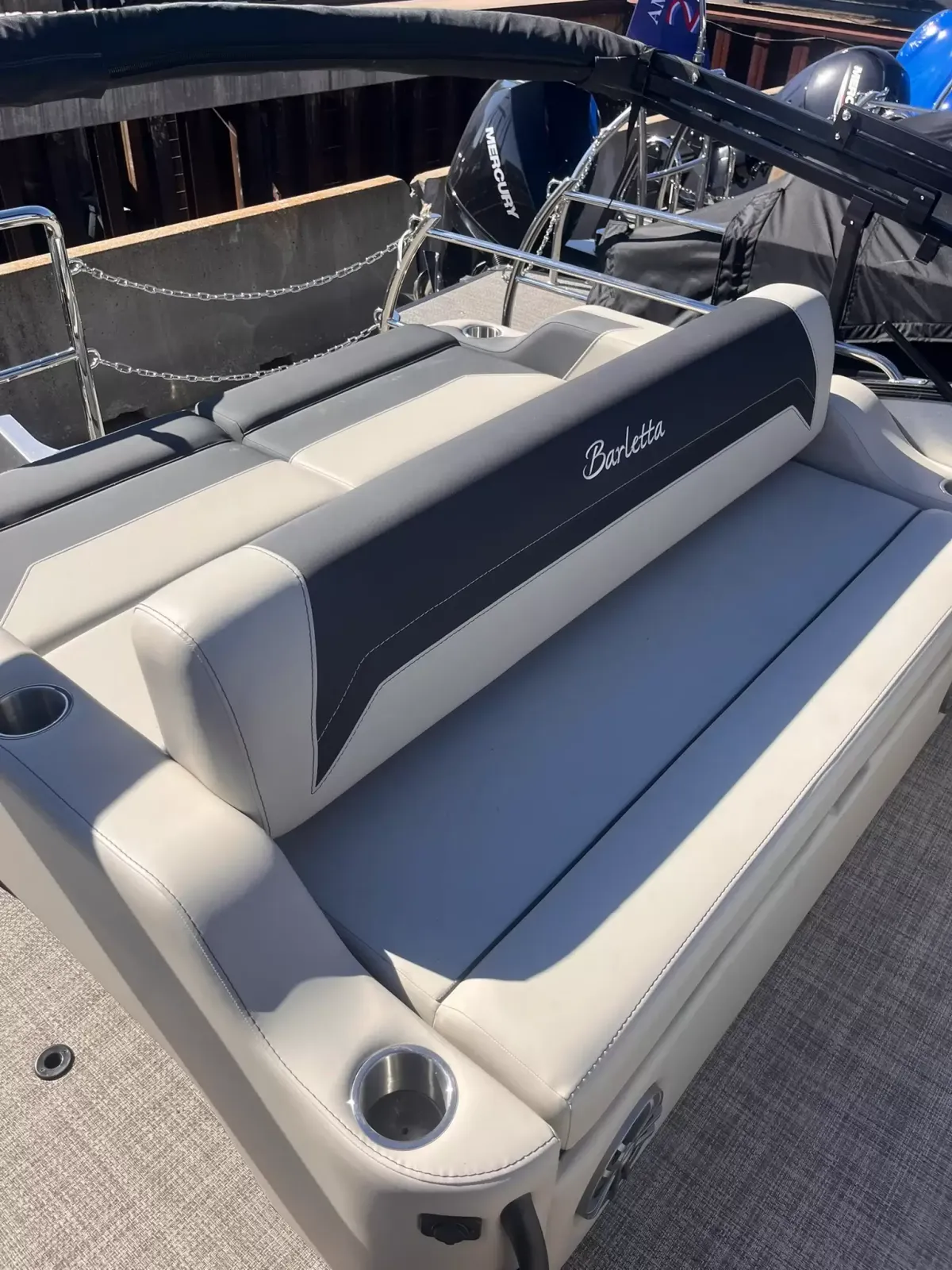 boat-carouselImage-image