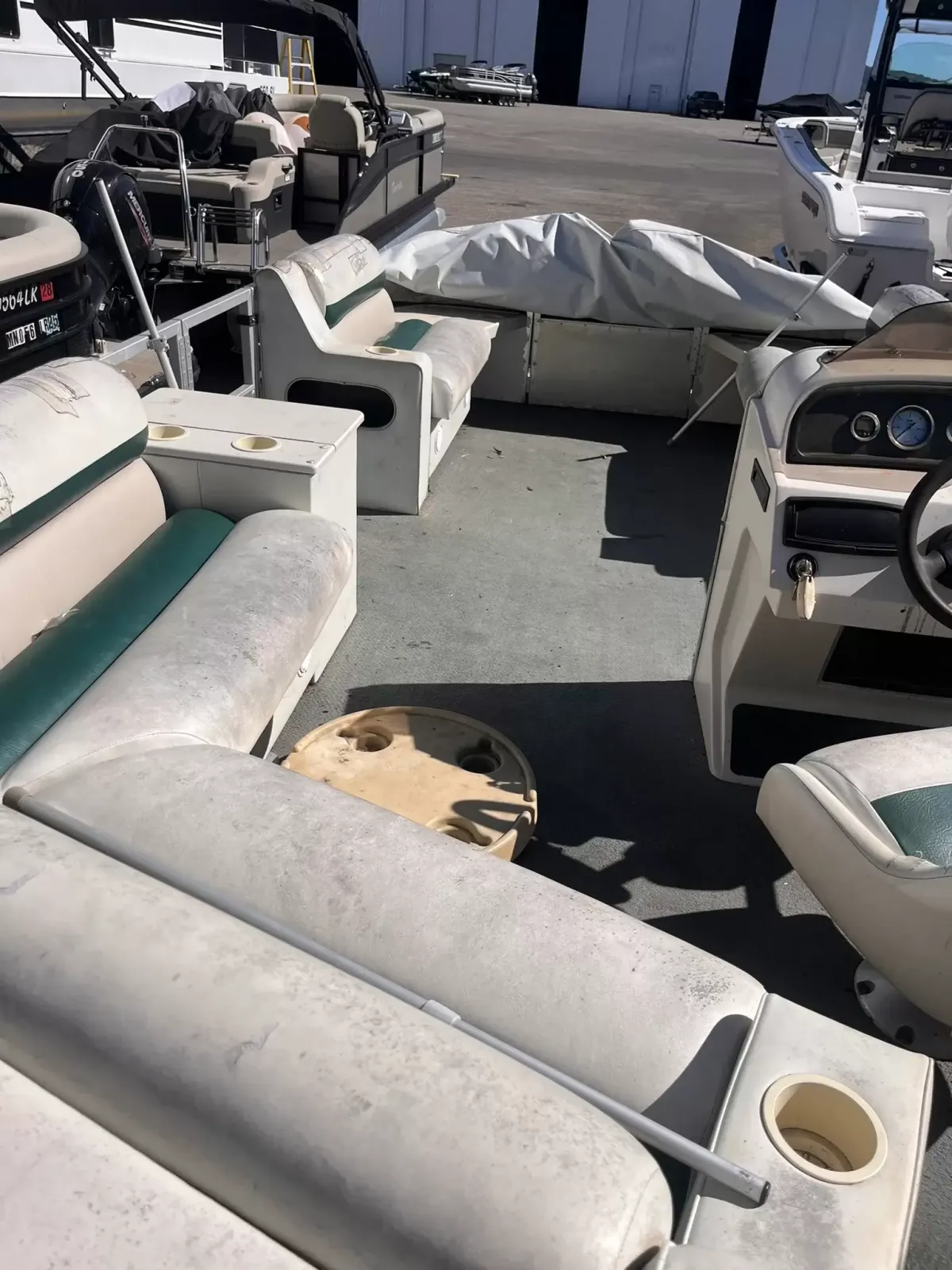 boat-carouselImage-image