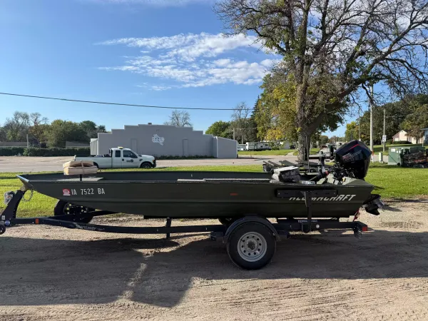 2006 Alumacraft MV1648